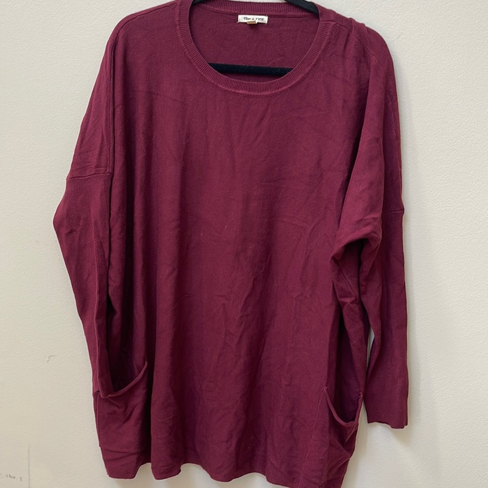 Cranberry Sweater lightweight with pockets